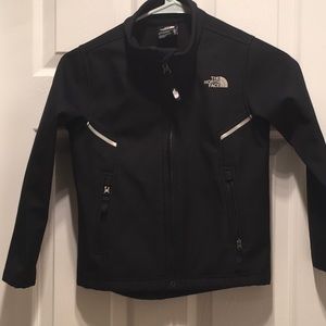 EUC boys Northface jacket. Size 6.